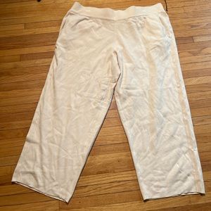 Ava viv 2X womens tan capri sweatpants new with tags